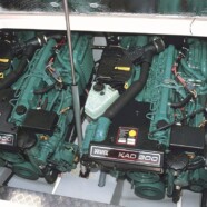 Hatchlift in Nimbus 33 KAD300